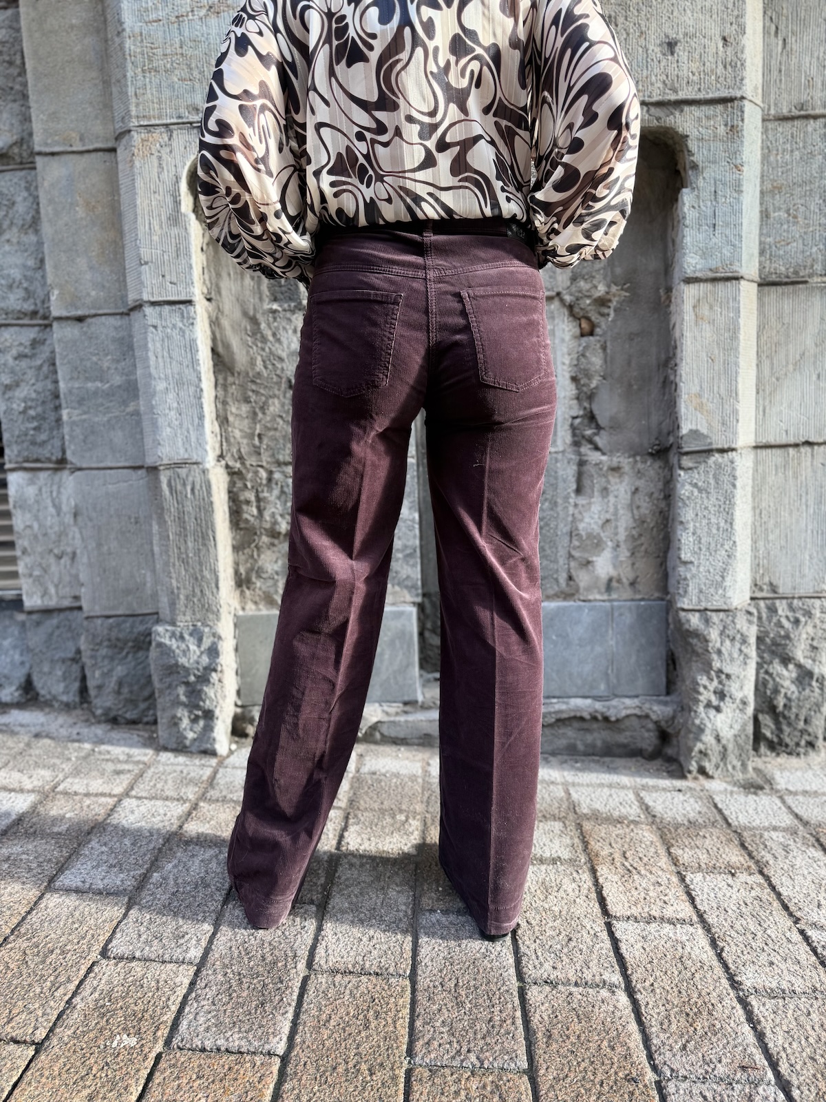 Wide samettihousut 30" ja 32"; smoky purple - Image 4