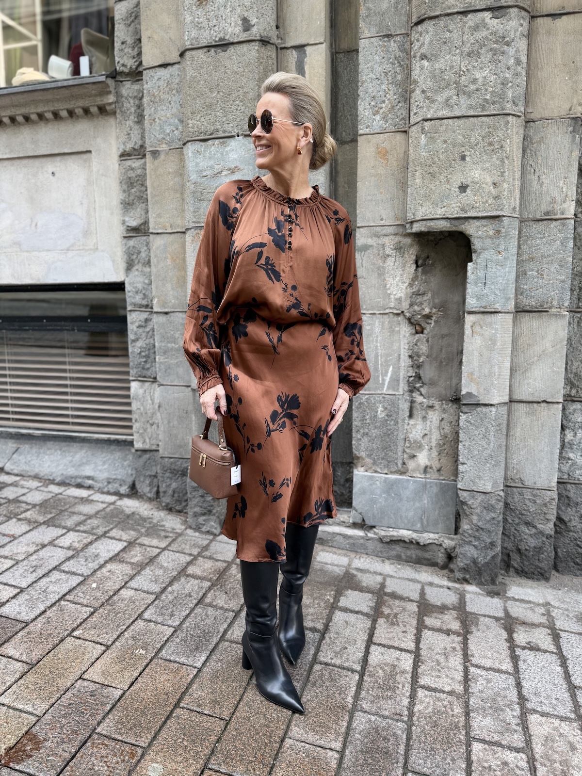 Vanessa paita; punertavanruskea - Image 6