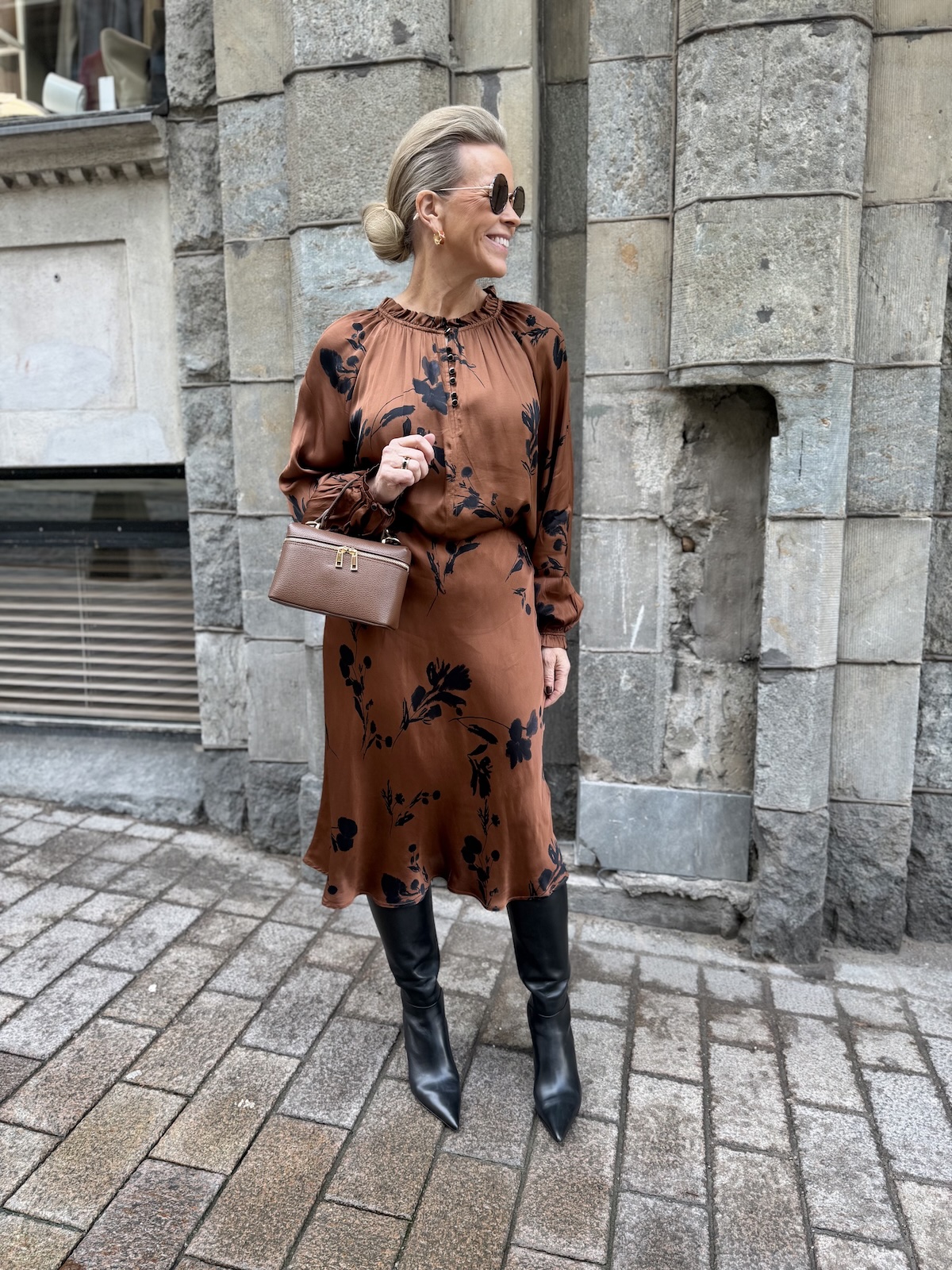 Vanessa paita; punertavanruskea - Image 7