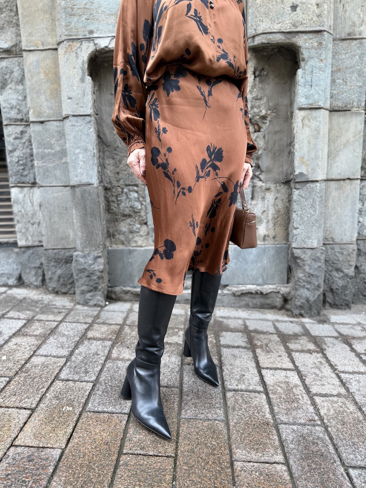 Vava kukkakuvio hame; punertavanruskea - Image 3