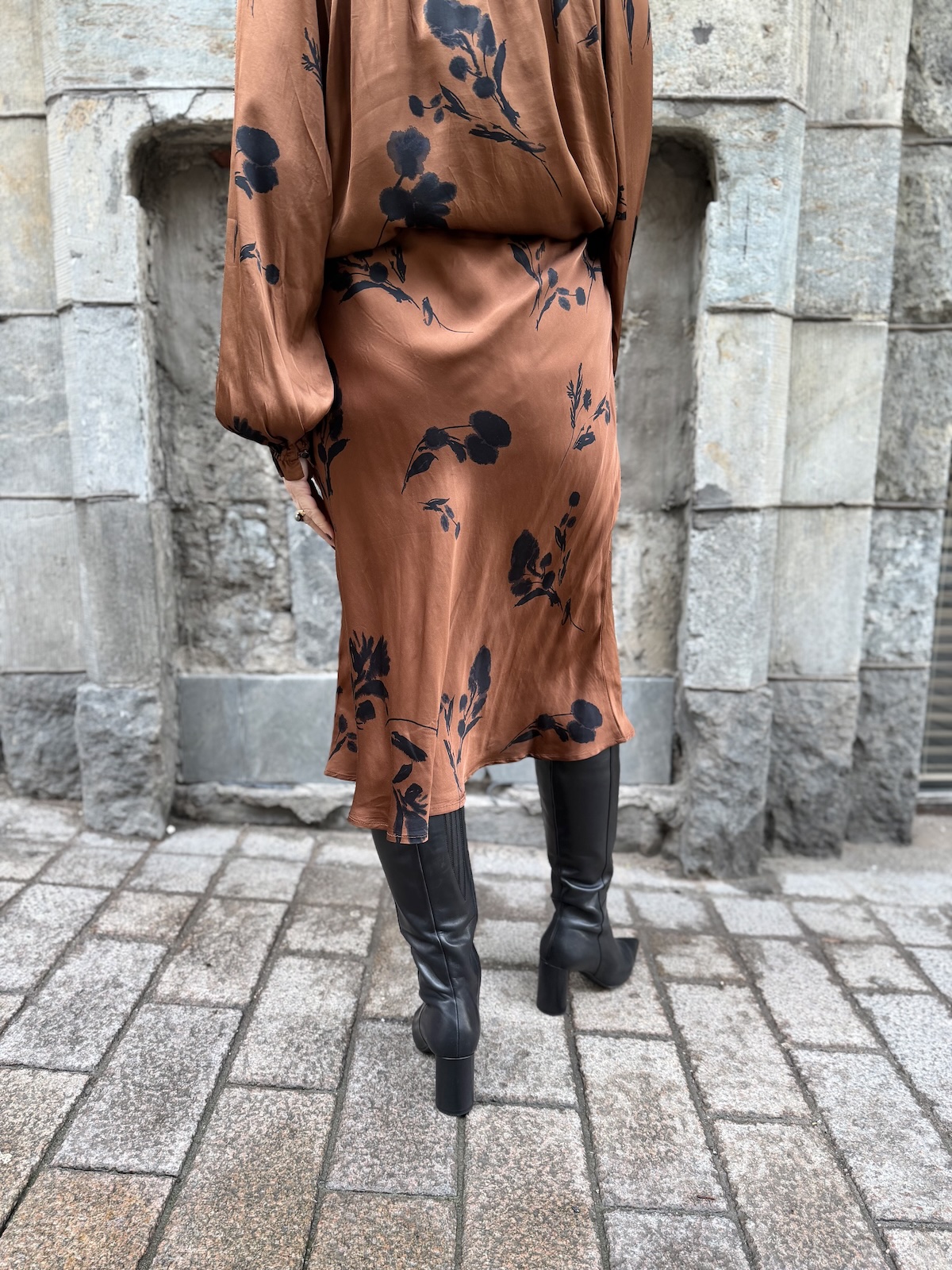 Vava kukkakuvio hame; punertavanruskea - Image 5