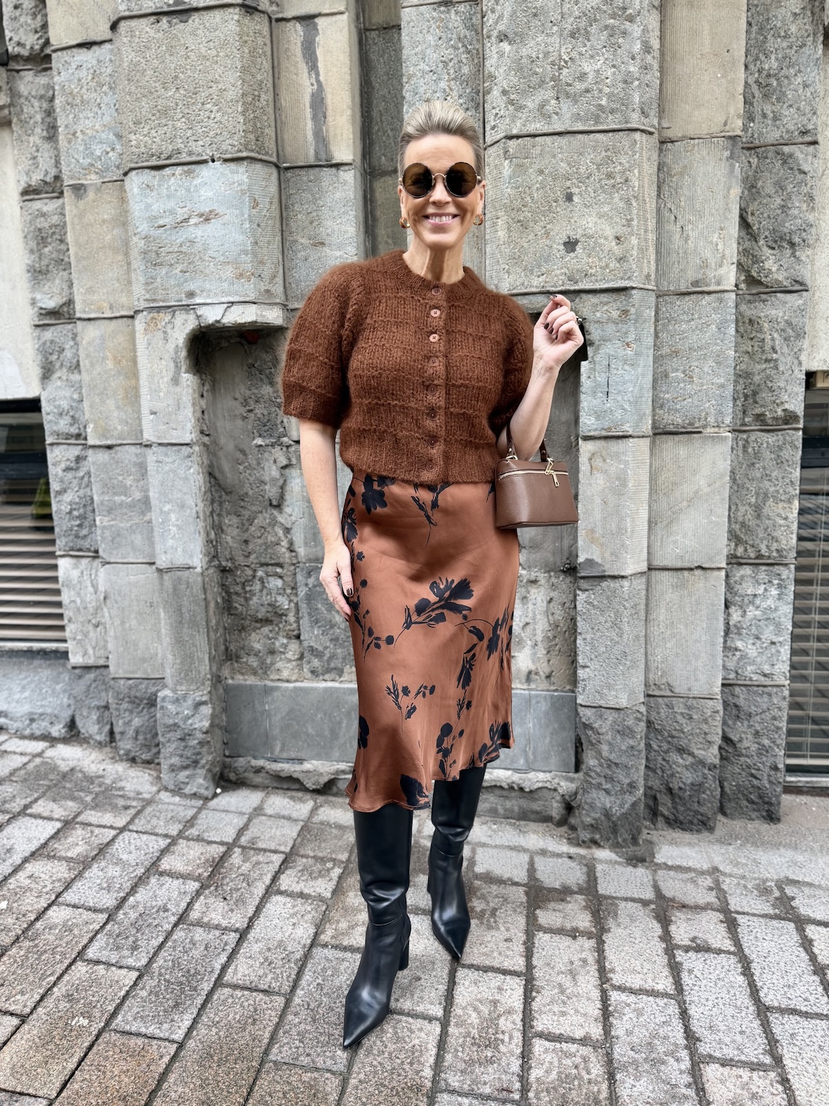 Vava kukkakuvio hame; punertavanruskea - Image 6