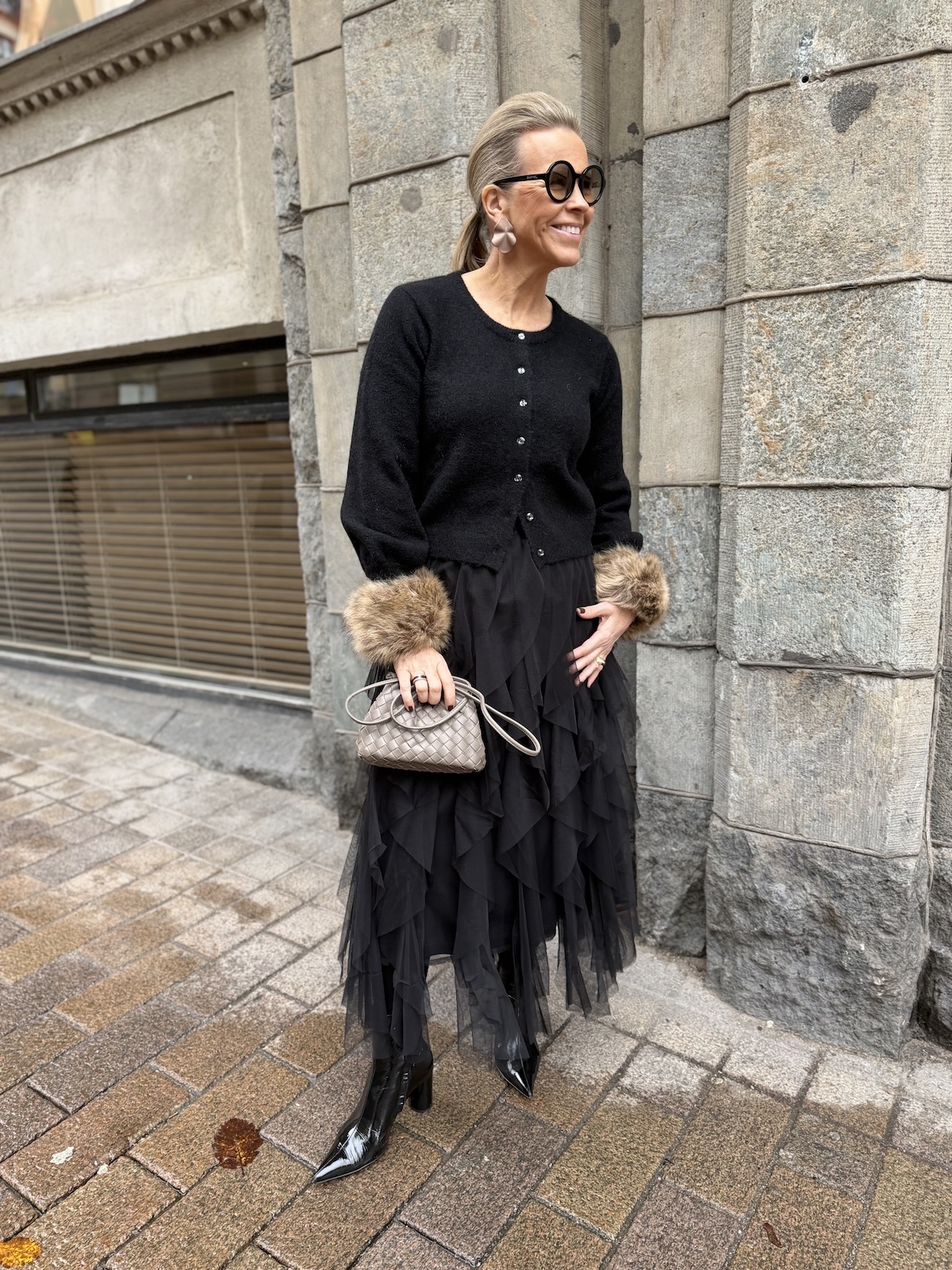 Ulja neuletakki; musta - Image 9