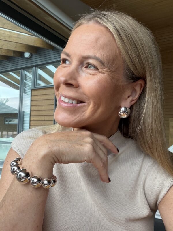 Bead käsikoru; hopea