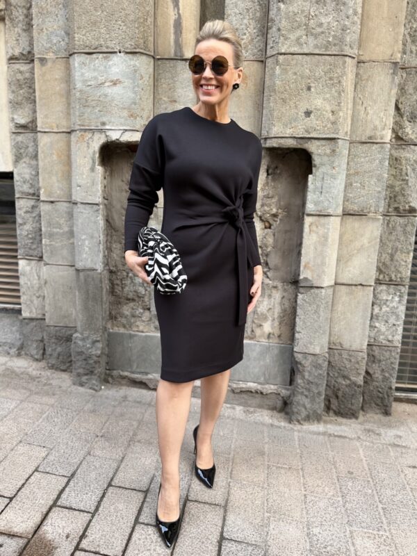 Tri Vincent solmumekko; musta