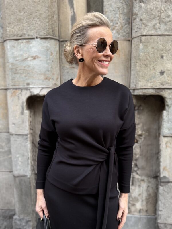 Tri Vincent solmupaita; musta