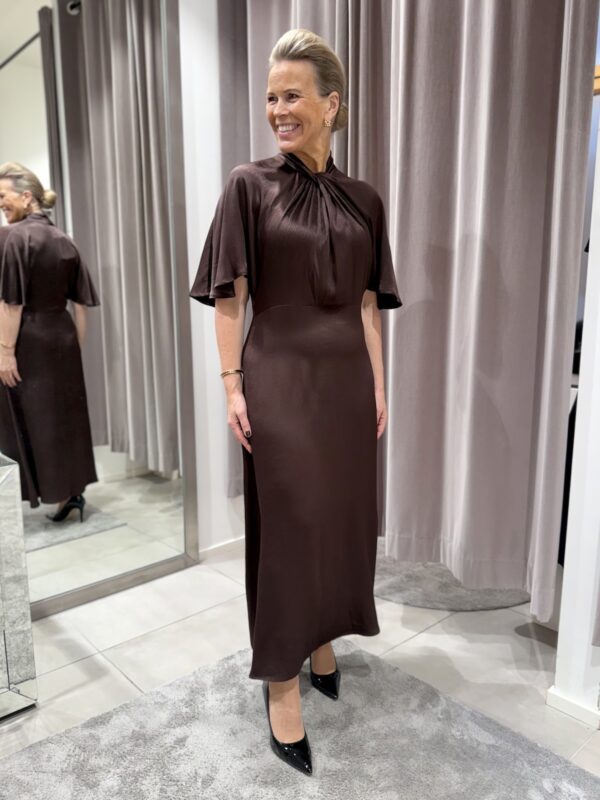 Riyan Miria midimekko; tummanruskea