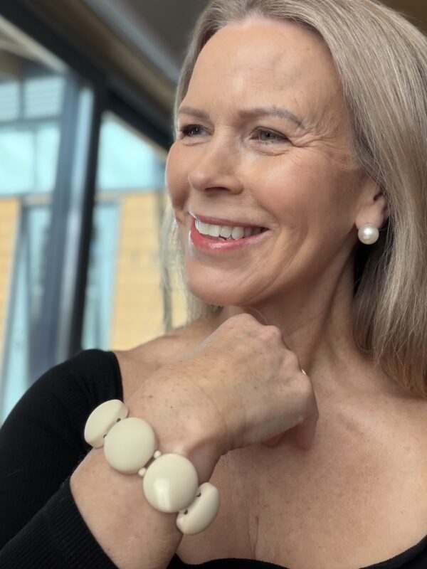 Big elastic bracelet; kerma