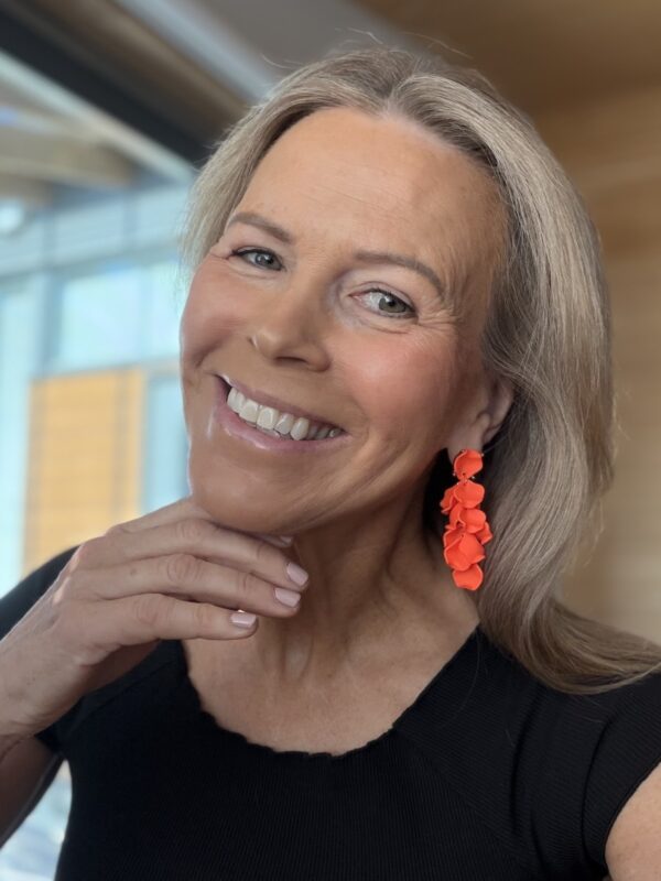 Leaf korvakorut mini; vahva oranssi 2121