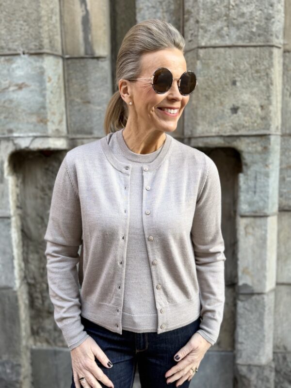 Noelani neuletakki; cafe latte