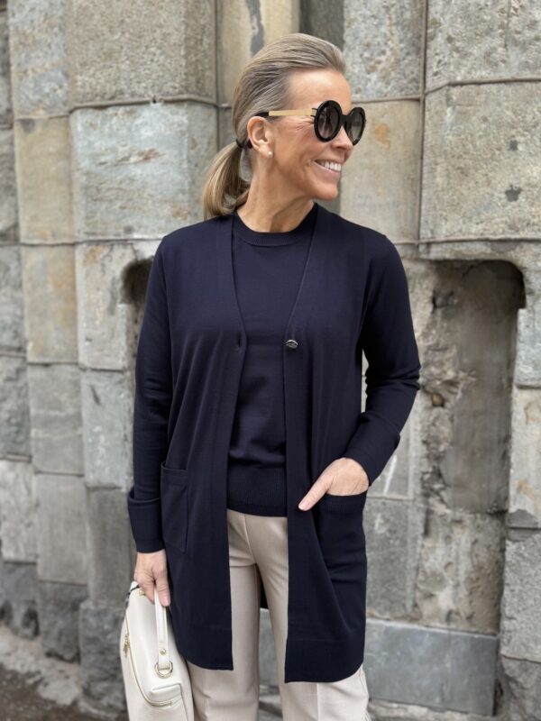 Miko pidempi neuletakki; tummansininen