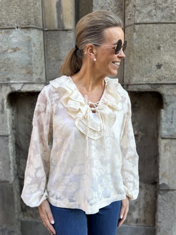 Zaira fyrrykauluspaita; luonnonvalkoinen