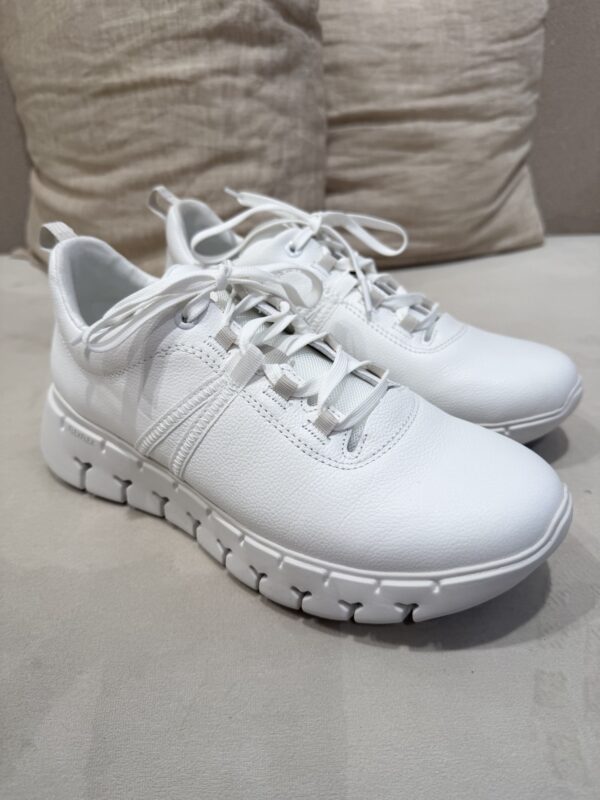 Rianna tennarit; valkoinen