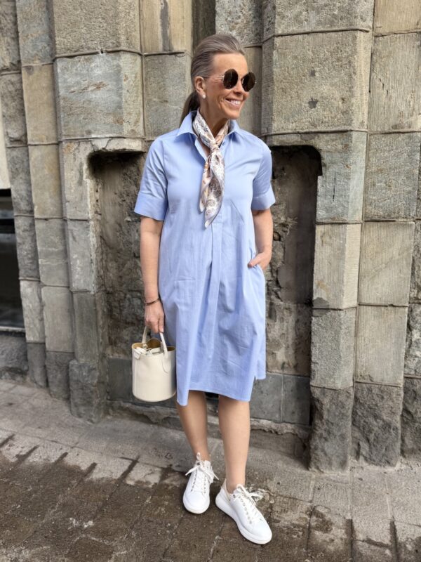 Miska paitamekko; vaaleansininen