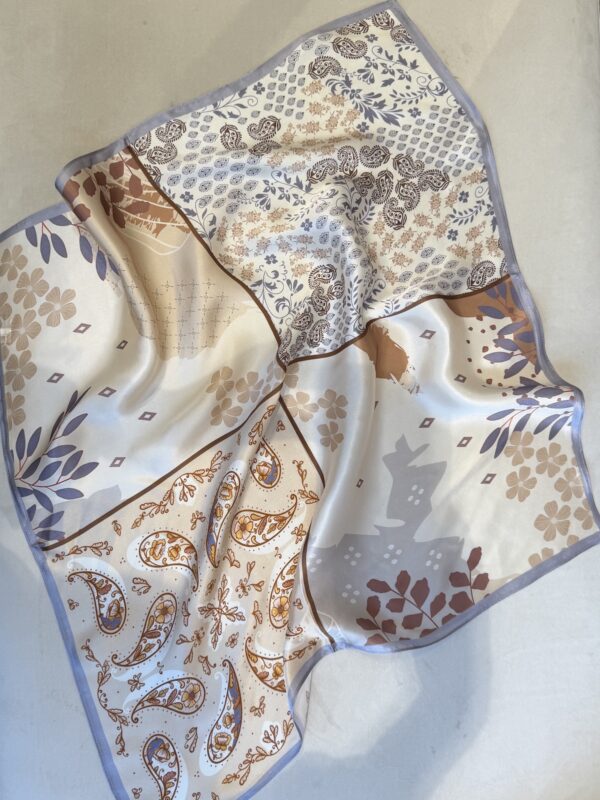 Silkkihuivi 70 x 70 cm - Vaaleansininen