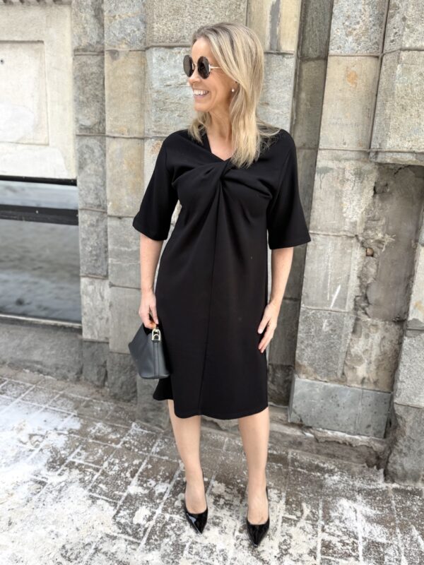 Marigold solmumekko; musta