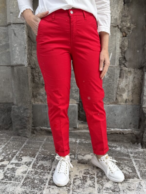 Chino housut; kirkkaan punainen