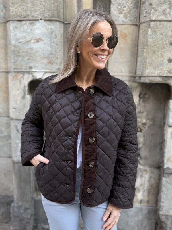 Safiya tikkitakki; tummanruskea