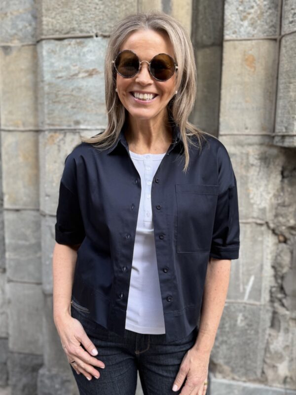 Raina boxi lyhythihainen paitapusero; tummansininen