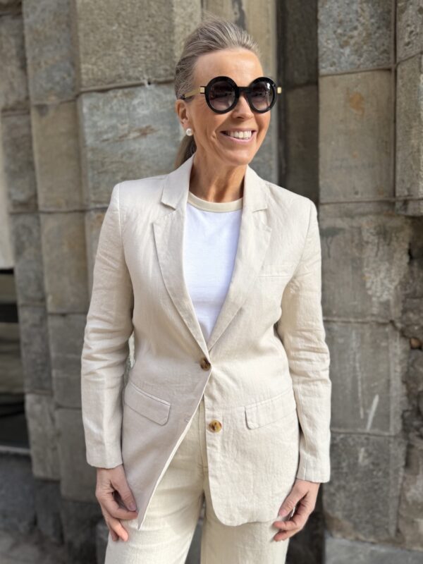 Nyan pellavajakku; french oak