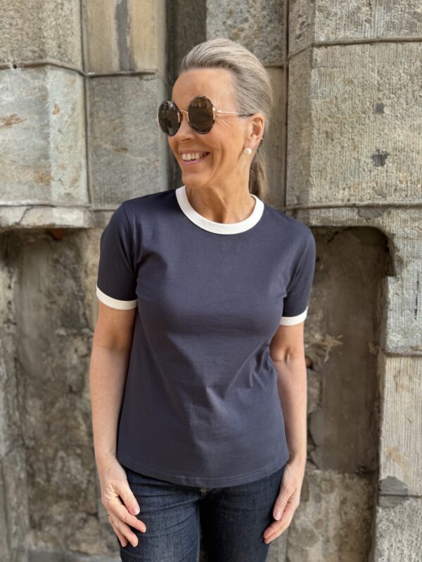 Angelita t-paita; tummansininen/valkoinen