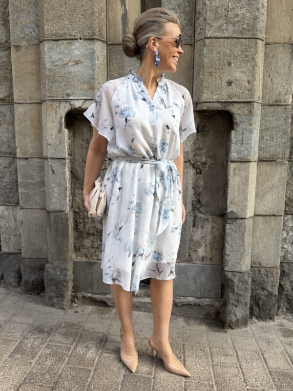 Fanny sifonkimekko; vaaleansininen