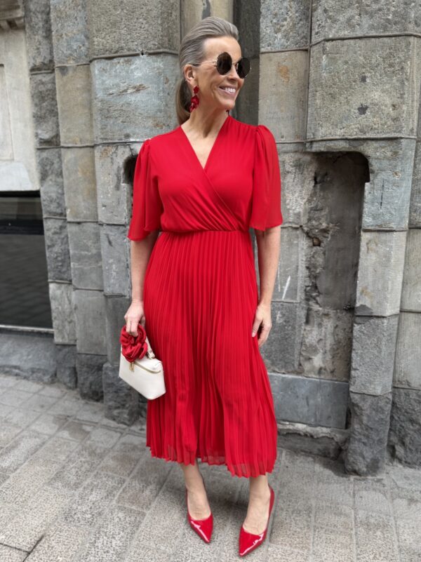 Uni Cheila mekko; punainen