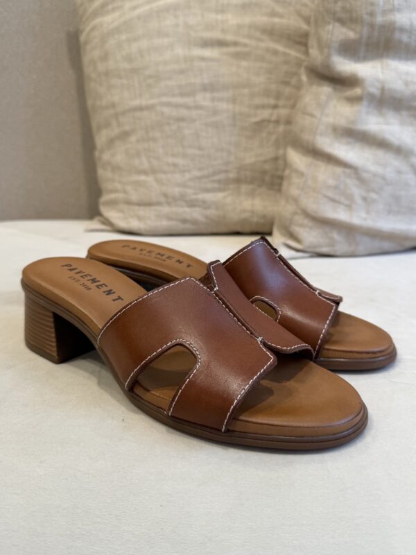 Pam heel sandaalit; konjakki