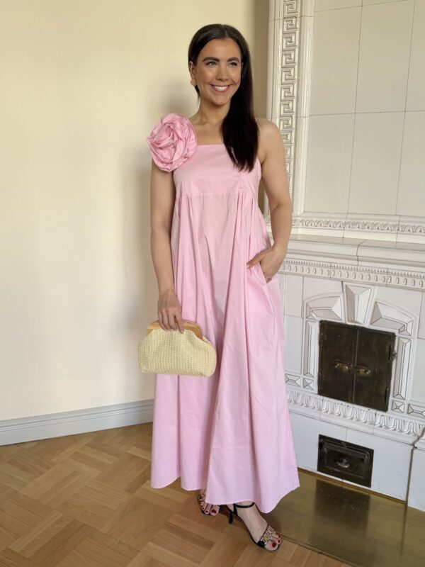 Malue Antoinett midimekko kukalla; lilac sachet