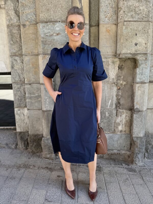 Malue Antoinett pallomekko; tummansininen