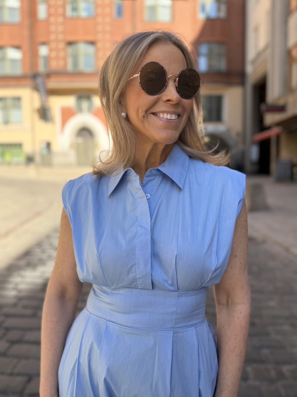 Malue Antoinett midimekko kauluksilla; vaaleansininen - Image 4