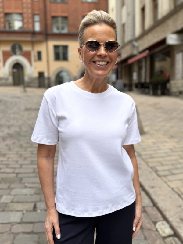Anne t-paita; valkoinen