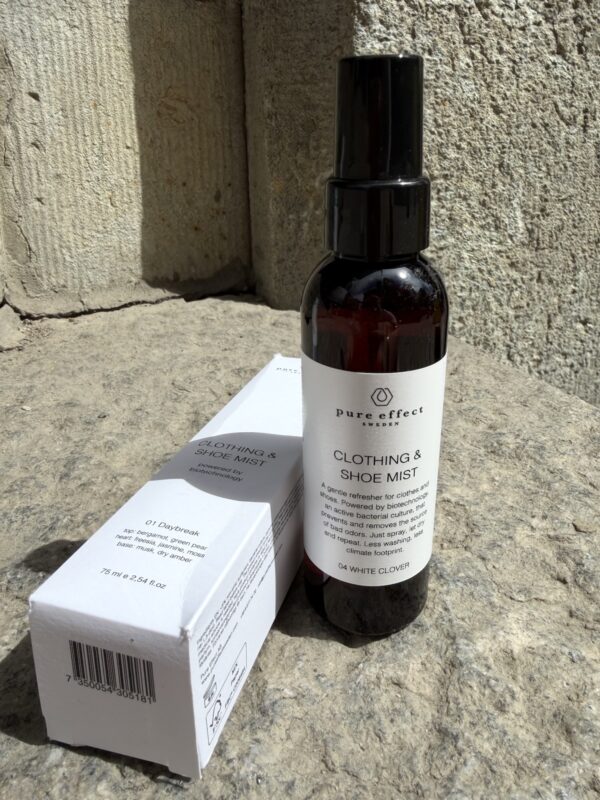 Clothing & shoe mist; Daybreak 01