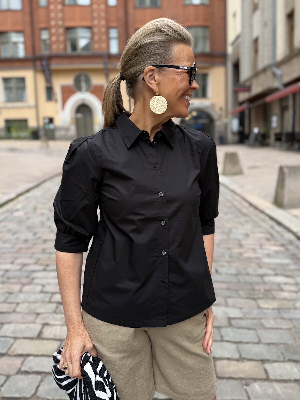 Gloria lyhythihainen paitapusero; musta - Image 3