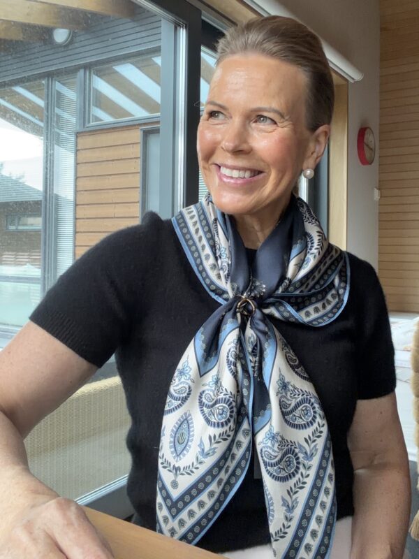 PBO silkkihuivi; sininen paisley