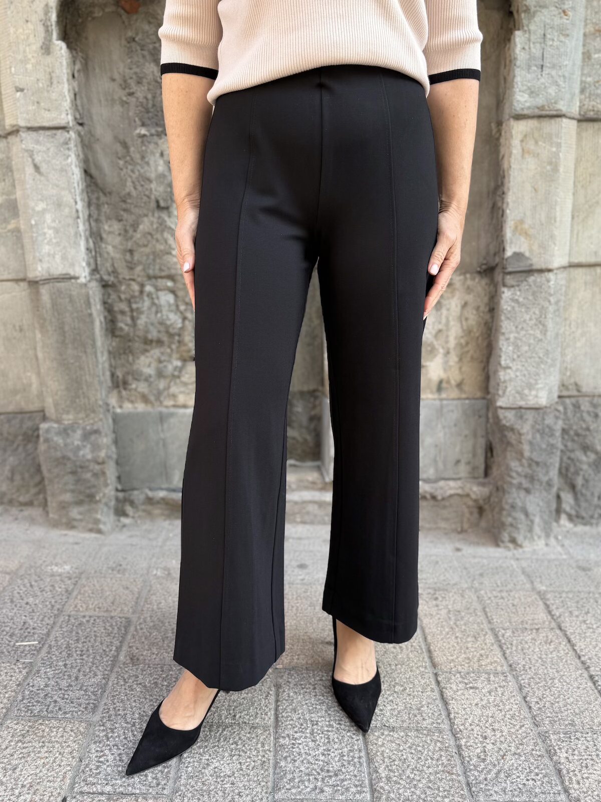 Ilissa culotte jerseyhousut; musta - Image 7