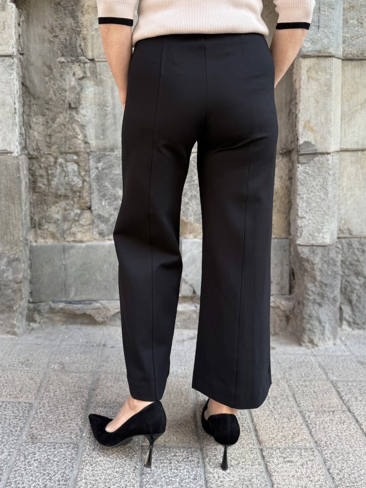 Ilissa culotte jerseyhousut; musta - Image 2