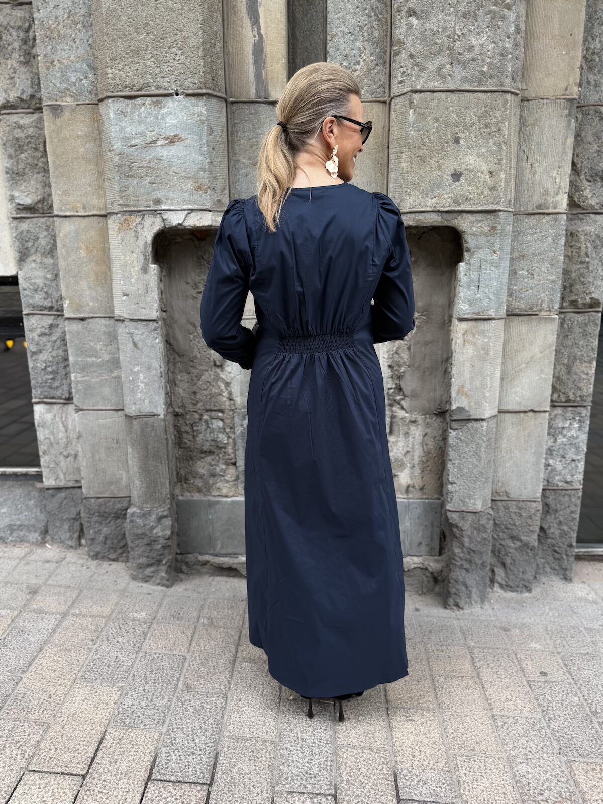 Elna Antoinett midimekko; tummansininen - Image 6
