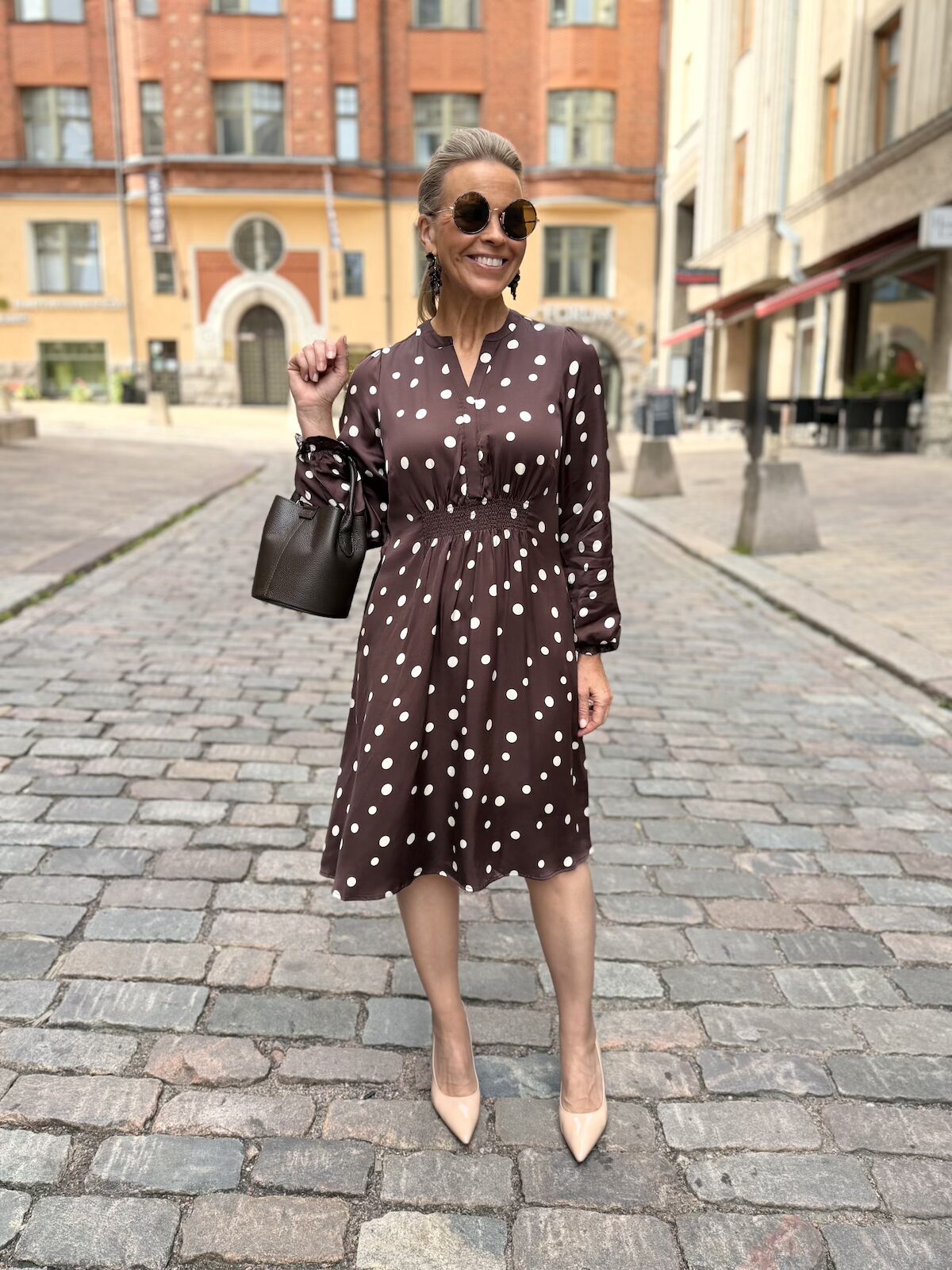 Dotty pallokuosinen mekko; ruskea - Image 6