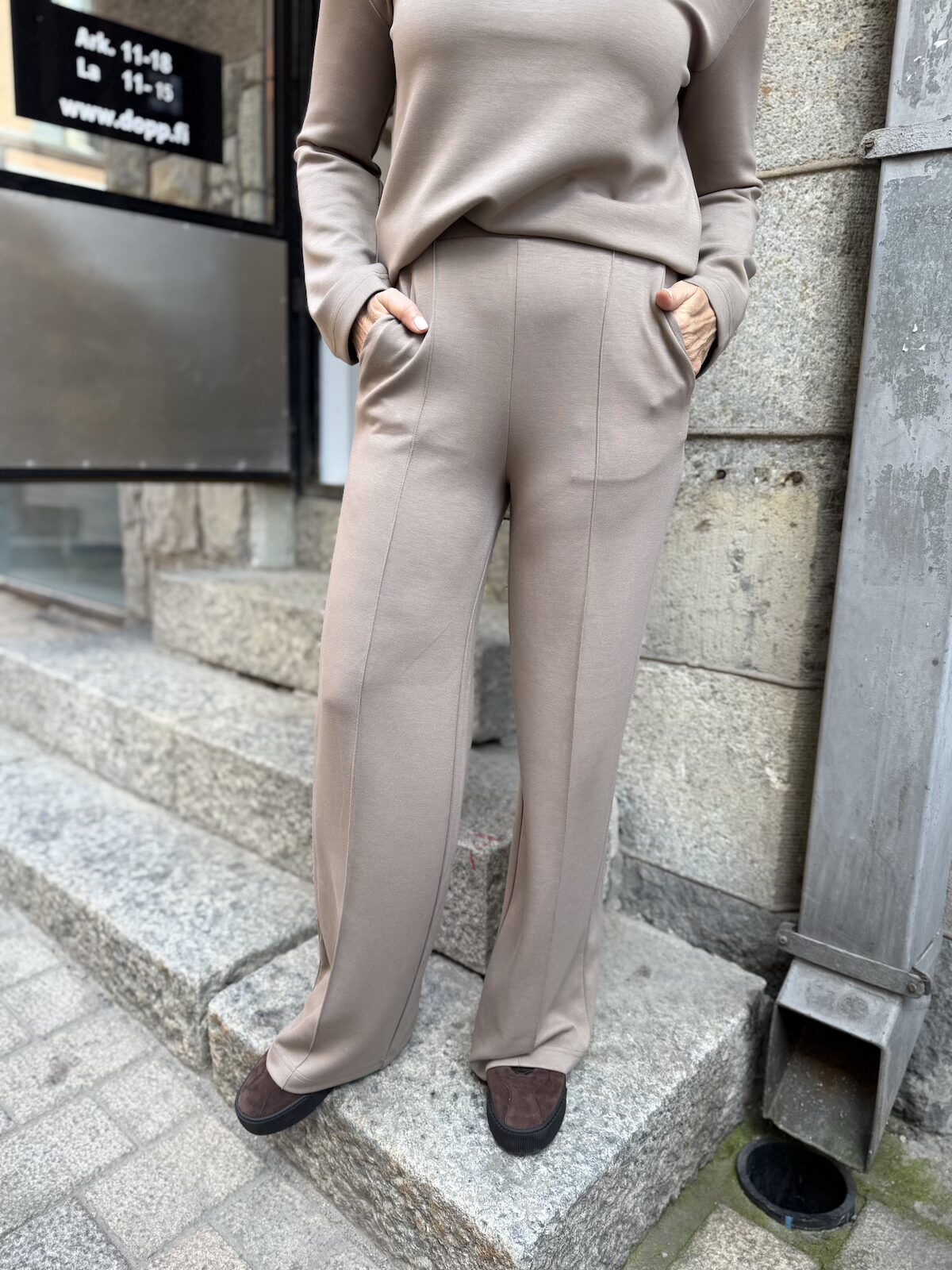 SL Marigold housut; taupe - Image 4