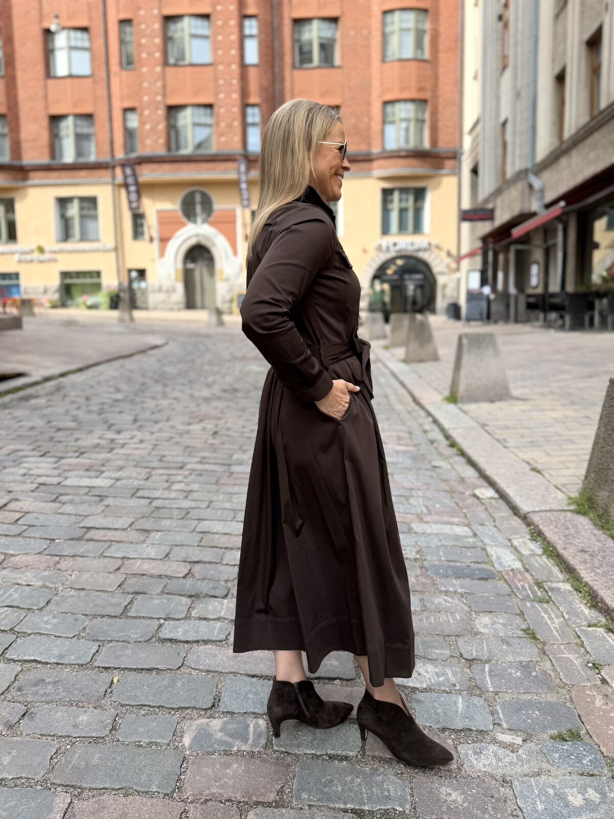 Milane paitamekko; tummanruskea - Image 4
