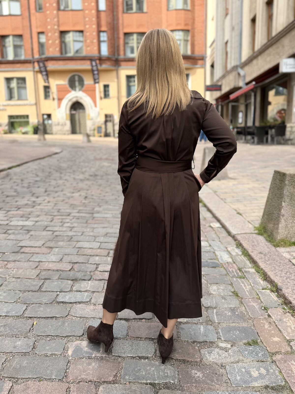 Milane paitamekko; tummanruskea - Image 3