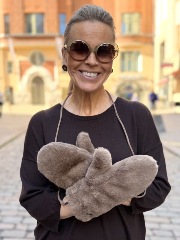 Mitty tekoturkis lapaset; taupe