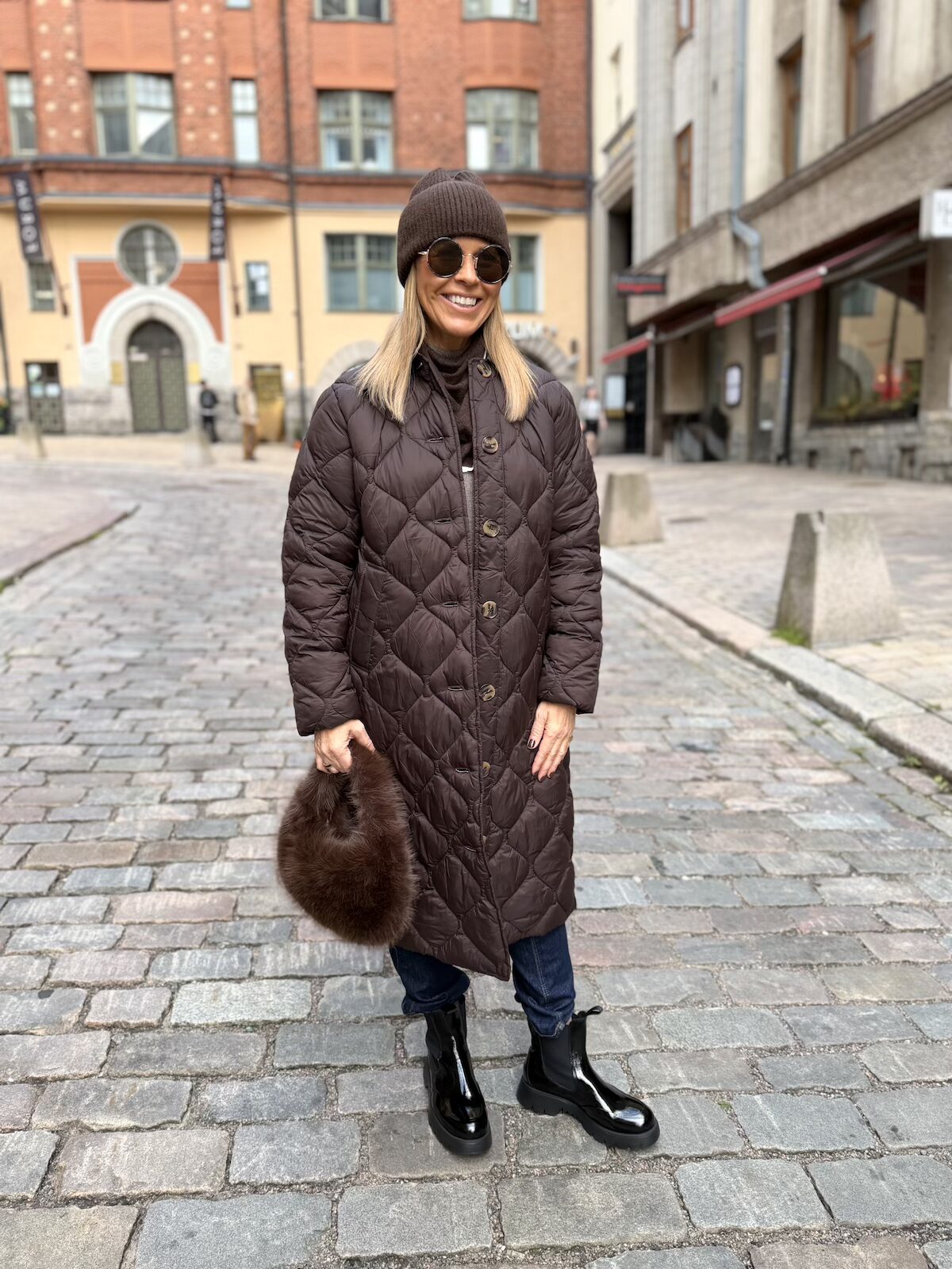 Carine tikkitakki napeilla; tummanruskea - Image 2
